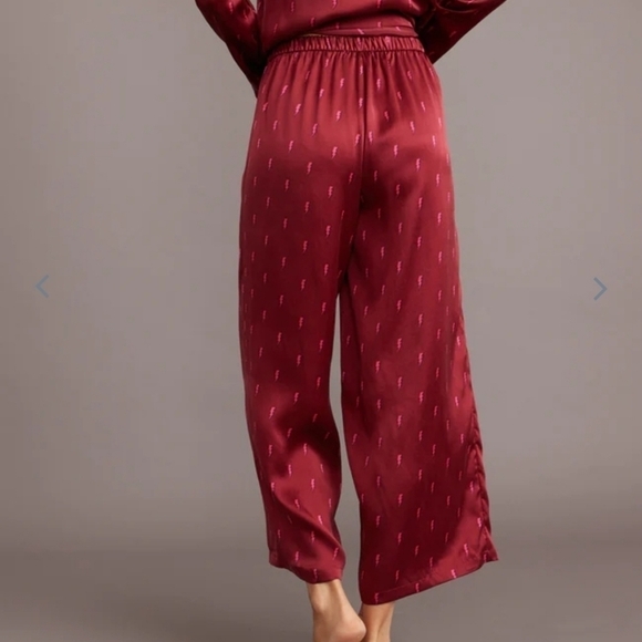 Marine layer Washable Silk pj's set in Rhododendron Lightning Bolt Print - Picture 3 of 8